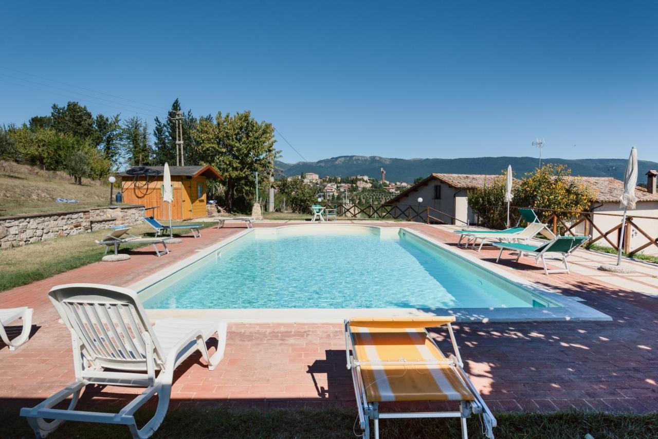 Farm Stay Il Carro Del Colle Колваленца Екстер'єр фото